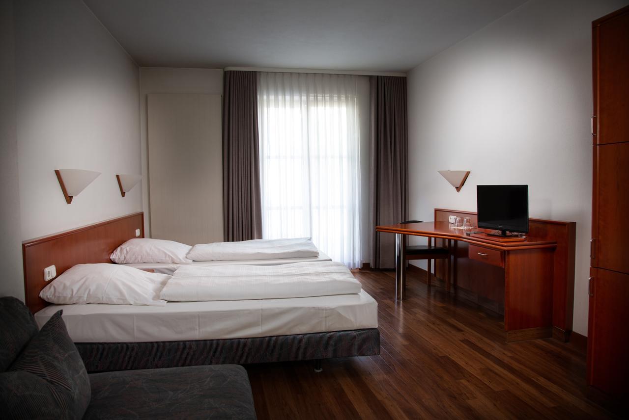Altstadthotel Brauereigasthof Winkler Berching Εξωτερικό φωτογραφία